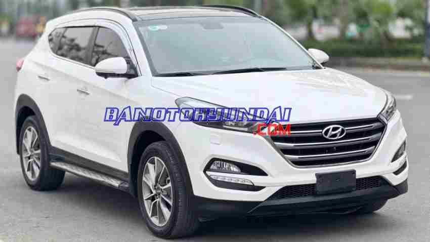 Cần bán gấp xe Hyundai Tucson 2.0 AT CRDi 2019 màu Trắng