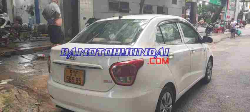 Cần bán xe Hyundai i10 Grand 1.2 MT Base 2015 Số tay màu Trắng