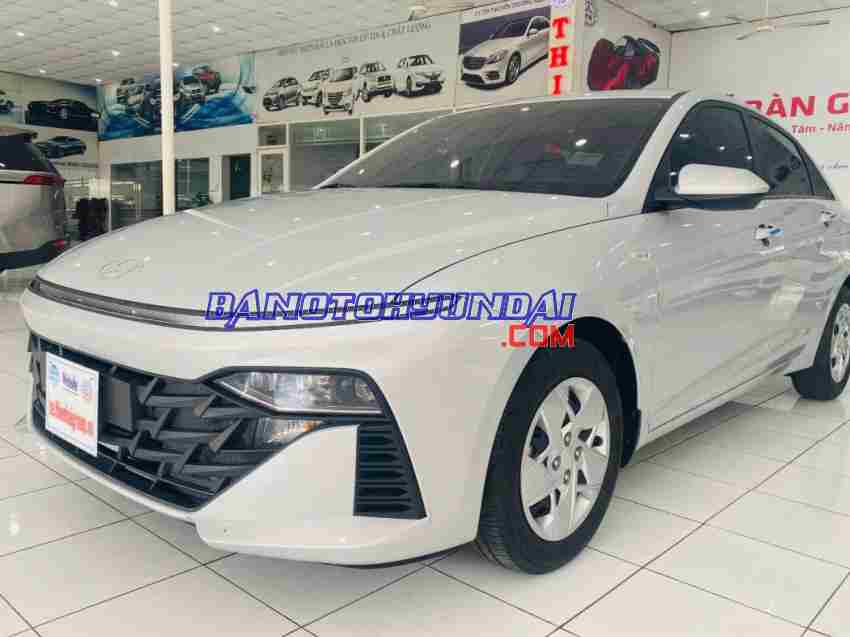 Cần bán xe Hyundai Accent 1.5 MT màu Bạc 2024