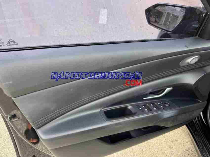 Hyundai Elantra 2.0 AT Cao cấp 2022 Số tự động giá đẹp