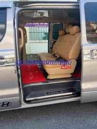 Bán Hyundai Grand Starex 2.5 MT 2017 - Bạc