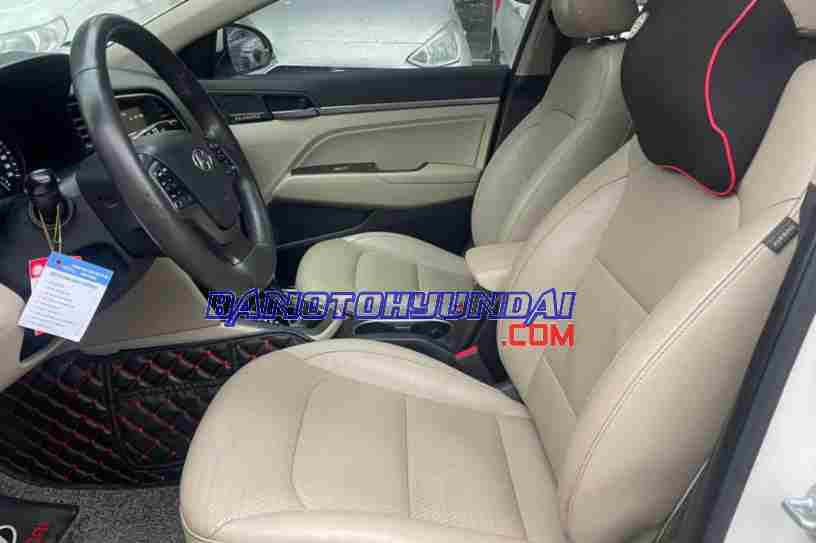 Xe Hyundai Elantra 2.0 AT đời 2019 đẹp bán gấp