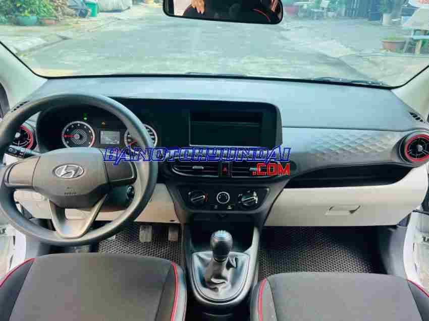 Cần bán gấp Hyundai i10 1.2 MT Tiêu Chuẩn đời 2023, màu Trắng