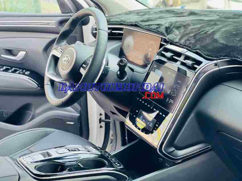 Cần bán xe Hyundai Tucson 2.0 AT CRDi Đặc biệt màu Trắng 2022