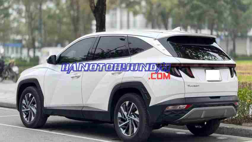 Cần bán gấp xe Hyundai Tucson 2.0 AT Đặc biệt 2022 màu Trắng