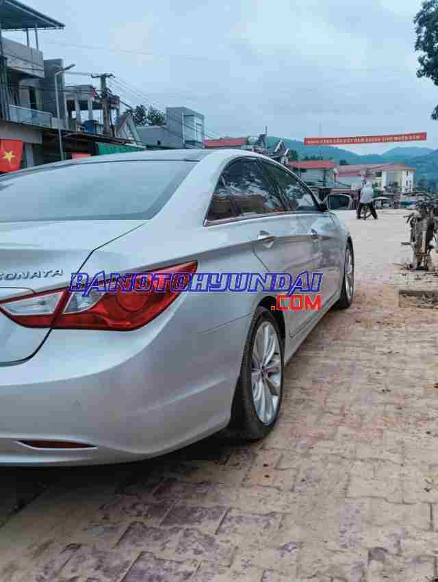 Cần bán Hyundai Sonata 2.0 AT 2012 - Số tự động