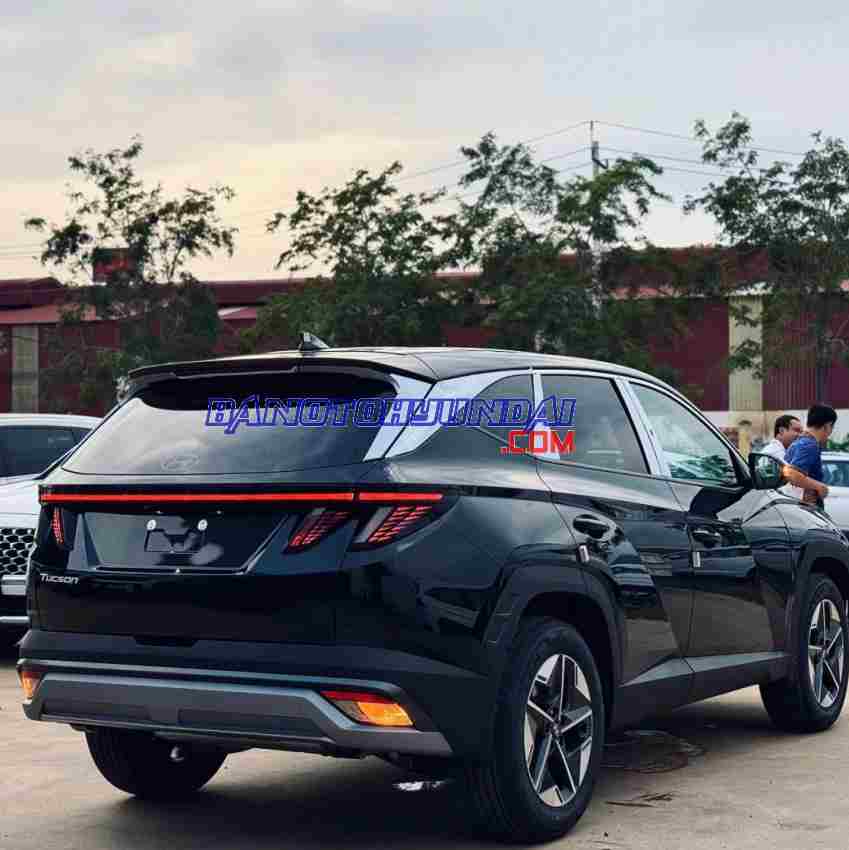 Hyundai Tucson 2.0 AT Đặc biệt model 2026, Crossover