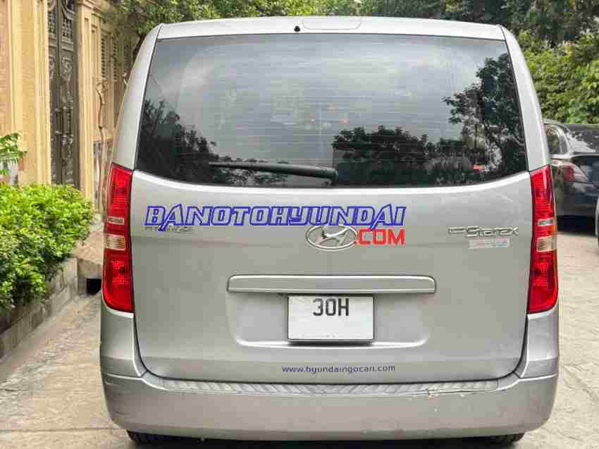 Hyundai Grand Starex 2.5 MT sản xuất 2017 cực chất!
