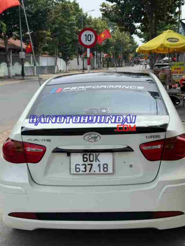 Hyundai Avante 1.6 MT 2011 Số tay giá đẹp