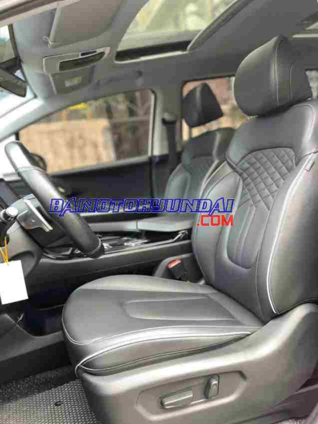 Hyundai Custin Cao Cấp 1.5T 2025 Máy xăng đẹp long lanh