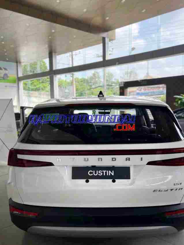 Bán xe Hyundai Custin Cao Cấp 1.5T đời 2026, màu Trắng, giá cạnh tranh