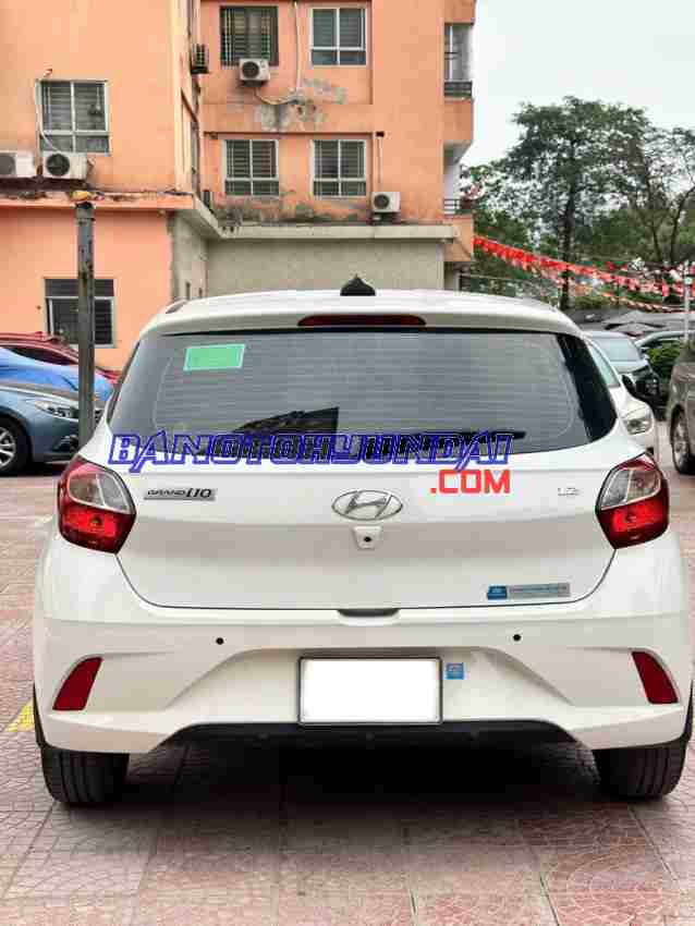 Cần bán gấp xe Hyundai i10 1.2 AT năm 2022, màu Trắng, Số tự động