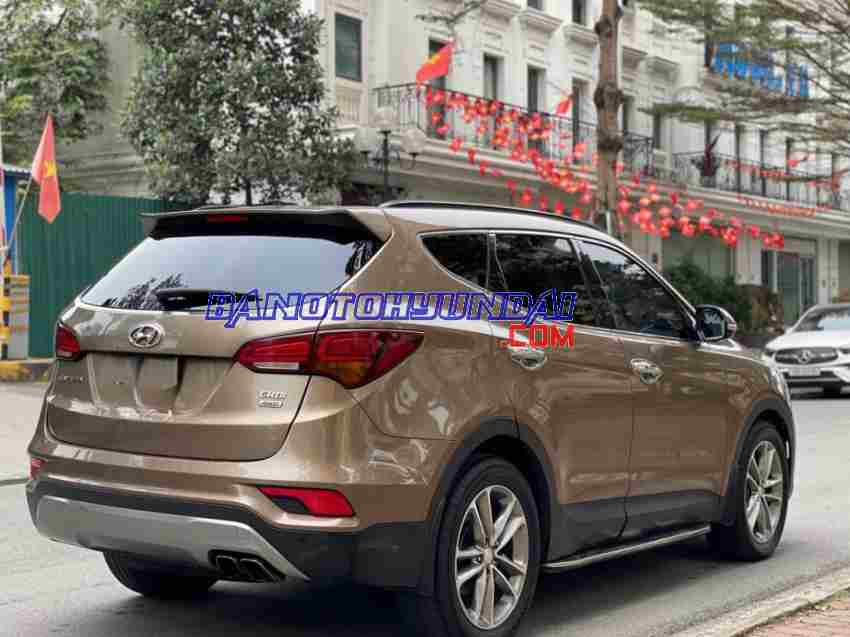 Cần bán gấp Hyundai SantaFe 2.2L 4WD đời 2016, màu Nâu