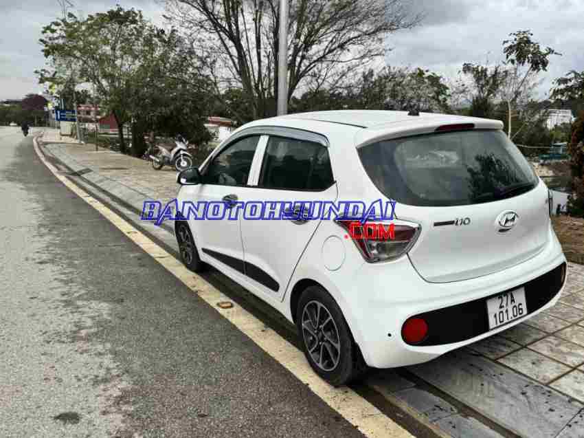 Cần bán Hyundai i10 Grand 1.2 AT Máy xăng 2018 màu Trắng