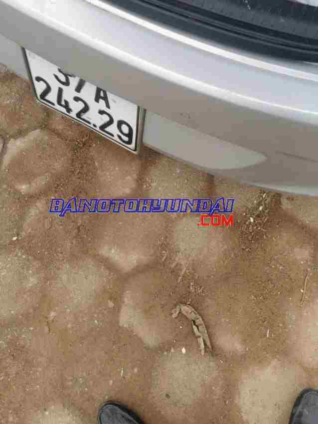 Cần bán Hyundai i10 Grand 1.2 AT 2015 - Số tự động