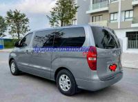 Hyundai Grand Starex 2015 Van Minivan màu Bạc