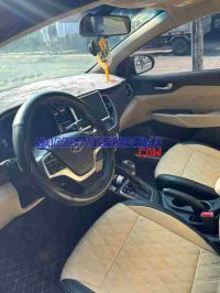 Cần bán gấp Hyundai Accent 1.4 AT đời 2022, màu Đen