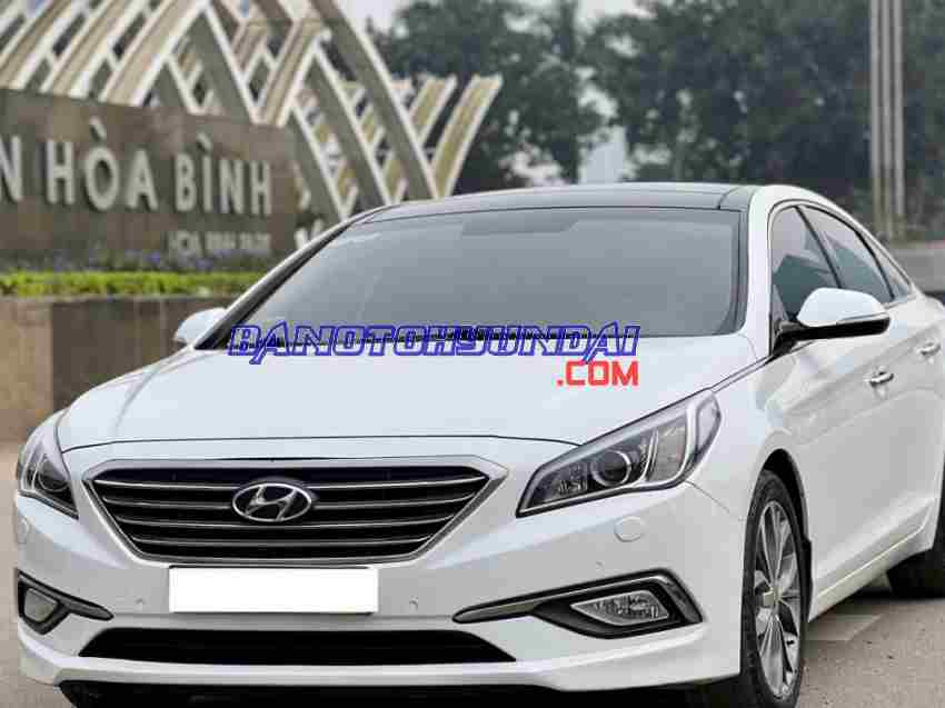 Cần bán Hyundai Sonata 2.0 AT Máy xăng 2015 màu Trắng