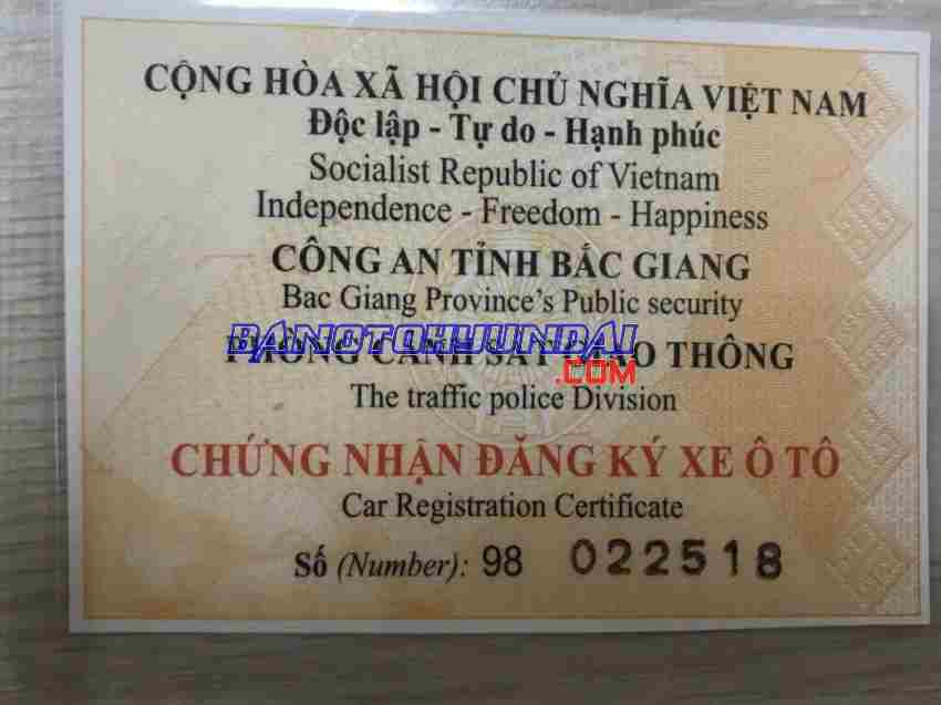 Cần bán gấp xe Hyundai Elantra 2.0 AT năm 2021, màu Trắng, Số tự động