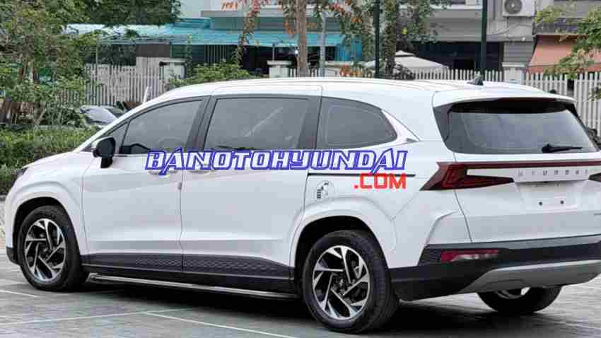 Bán Hyundai Custin Cao Cấp 2.0T 2023 - giá tốt