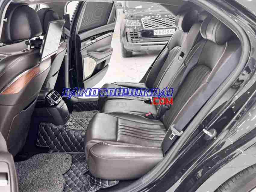 Cần bán gấp Hyundai Genesis 3.8 V6 đời 2017, màu Đen