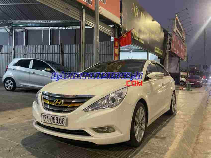 Cần bán xe Hyundai Sonata Y20 năm 2011 màu Trắng cực đẹp