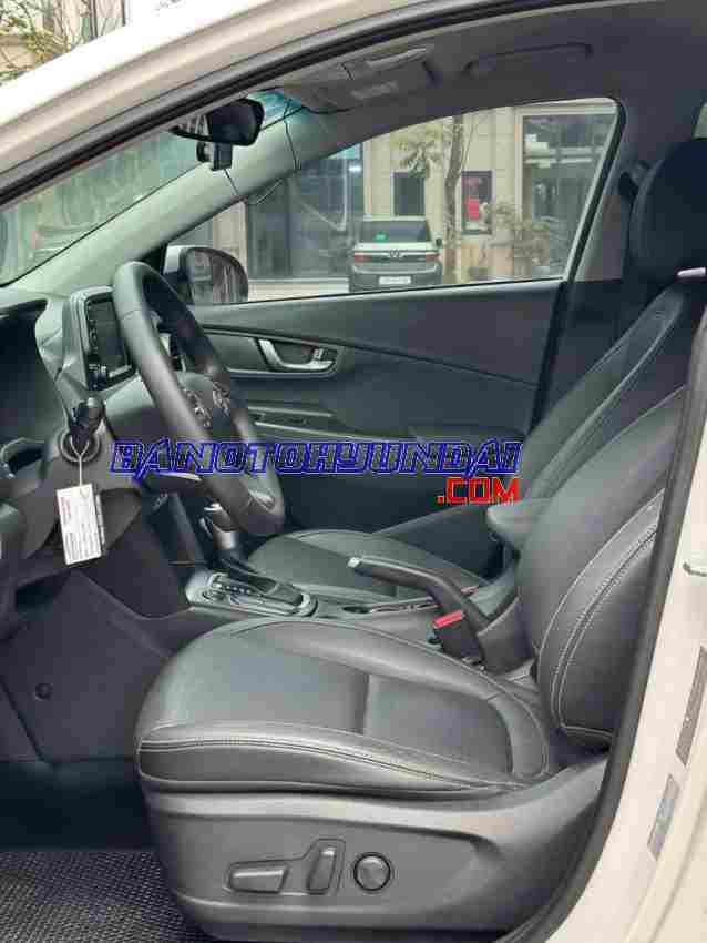 Hyundai Kona Đặc Biệt 2.0 AT năm 2021 cần bán