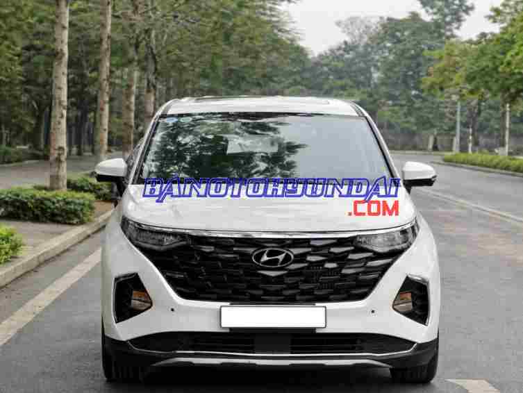 Hyundai Custin Cao Cấp 2.0T 2024, xe đẹp, hết ý