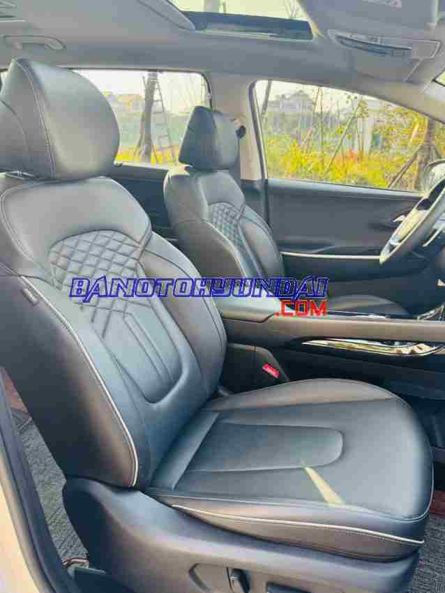 Cần bán xe Hyundai Custin Đặc Biệt 1.5T sx 2024