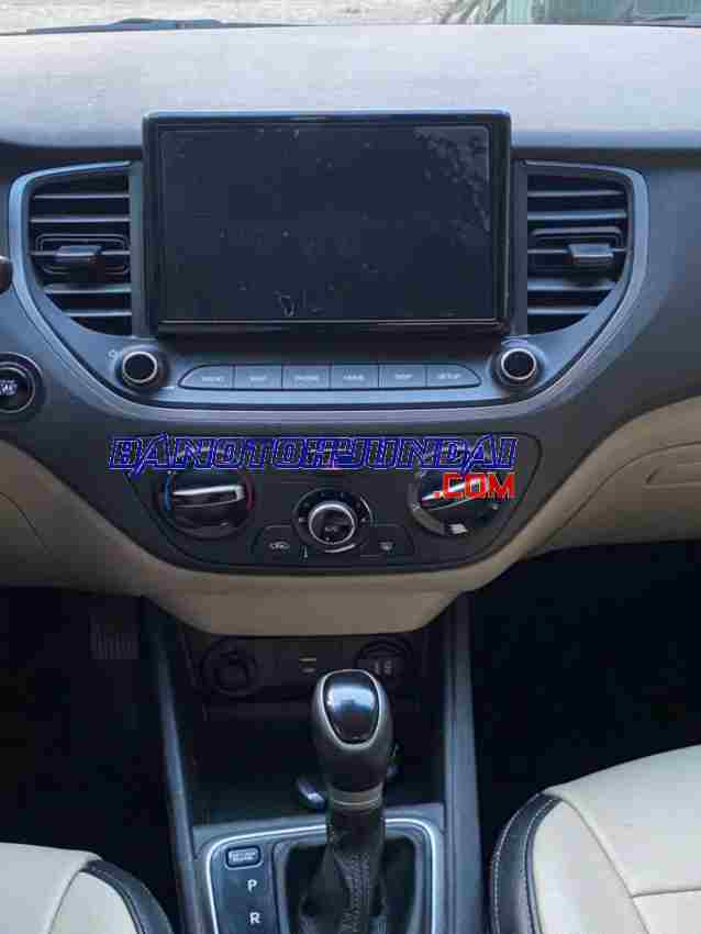 Xe Hyundai Accent 1.4 AT đời 2021 đẹp bán gấp