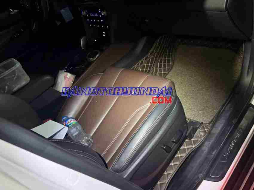 Cần bán gấp xe Hyundai SantaFe Cao cấp 2.2L HTRAC năm 2021, màu Trắng, Số tự động