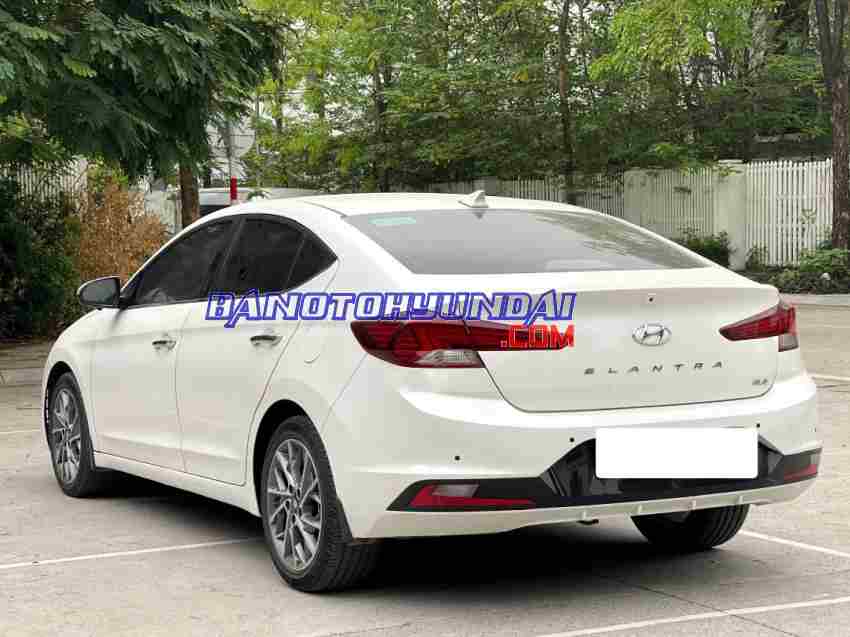 Hyundai Elantra 2.0 AT Cao cấp năm sản xuất 2022 giá tốt