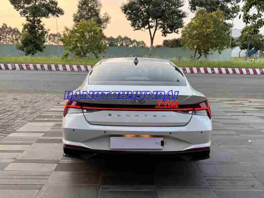 Bán Hyundai Elantra 1.6 AT Đặc biệt 2024 - Trắng