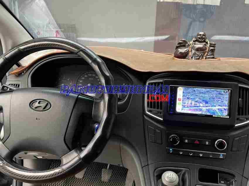 Bán Hyundai Grand Starex Van 2.5 MT 2016 - Ghi