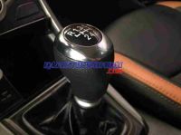 Cần bán gấp xe Hyundai Elantra 1.6 MT 2015 màu Trắng