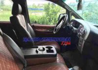Cần bán gấp xe Hyundai Starex 2.5 AT 2004 màu Bạc