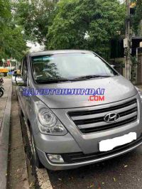 Cần bán xe Hyundai Grand Starex 2.5 MT 2016 Số tay màu Bạc