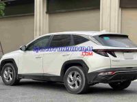 Cần bán gấp xe Hyundai Tucson 2.0 AT Tiêu chuẩn 2021 màu Trắng