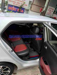 Cần bán gấp xe Hyundai i10 Grand 1.2 AT 2018 màu Bạc