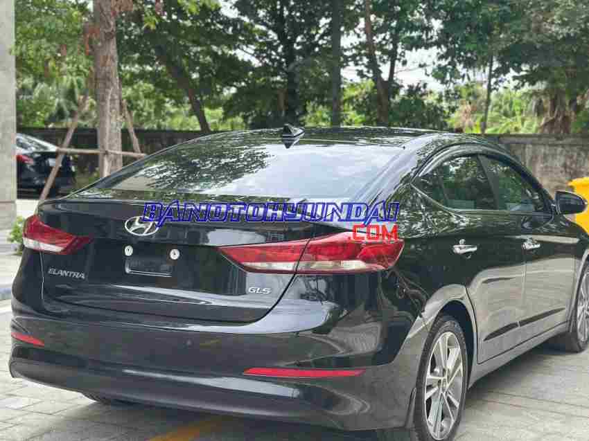 Hyundai Elantra 2.0 AT 2019 giá cực tốt