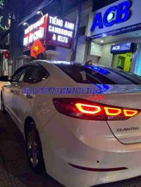 Cần bán gấp Hyundai Elantra 1.6 AT năm 2018 giá cực tốt