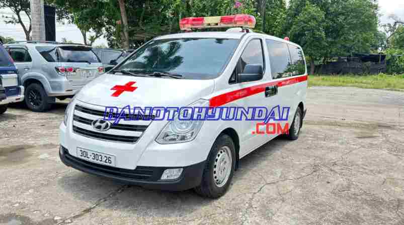 Bán Hyundai Grand Starex Cứu Thương 2.5 MT, màu Trắng, Máy dầu, 2017