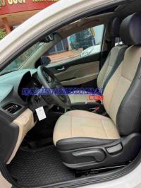 Cần bán gấp xe Hyundai Accent 1.4 AT Đặc Biệt năm 2021, màu Trắng, Số tự động