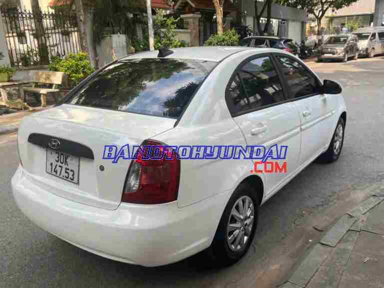 Cần bán nhanh Hyundai Verna 1.4 MT 2008 cực đẹp