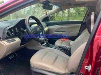 Cần bán gấp xe Hyundai Elantra 2.0 AT năm 2019, màu Đỏ, Số tự động