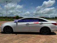 Cần bán Hyundai Sonata 2.0 AT đời 2010