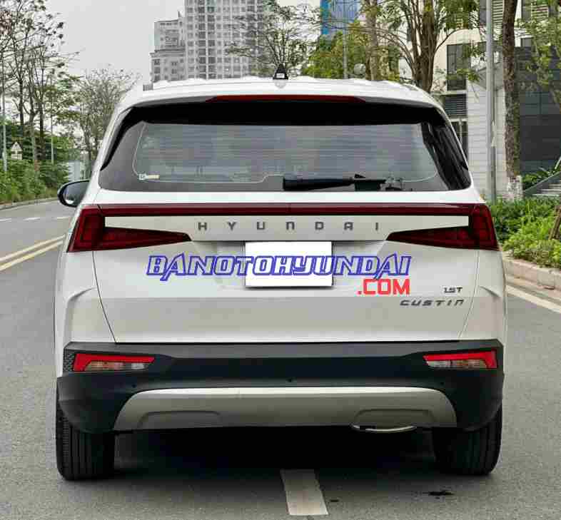 Hyundai Custin Tiêu Chuẩn 1.5T 2025 Máy xăng đẹp long lanh