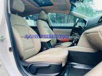 Bán Hyundai Elantra 2.0 AT, màu Trắng, Máy xăng, 2020