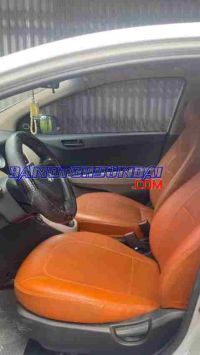 Cần bán gấp xe Hyundai i10 Grand 1.2 MT Base năm 2015, màu Bạc, Số tay
