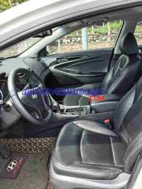 Bán xe Hyundai Sonata 2.0 AT đời 2011 - Giá tốt